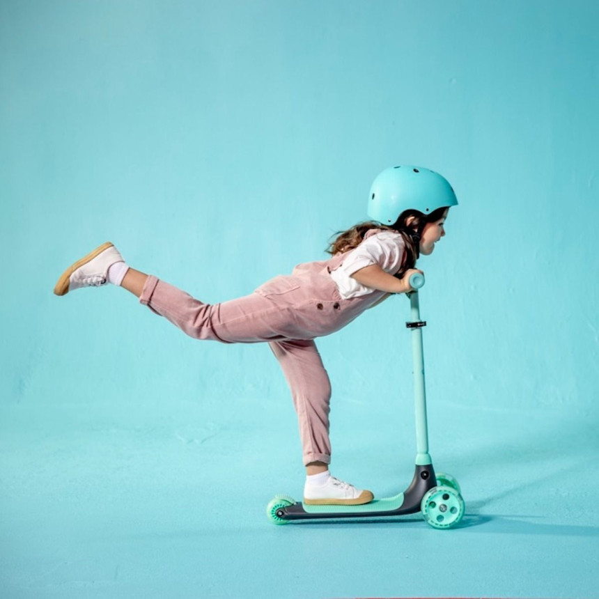Самокат YVolution YGlider KIWI Зелений
