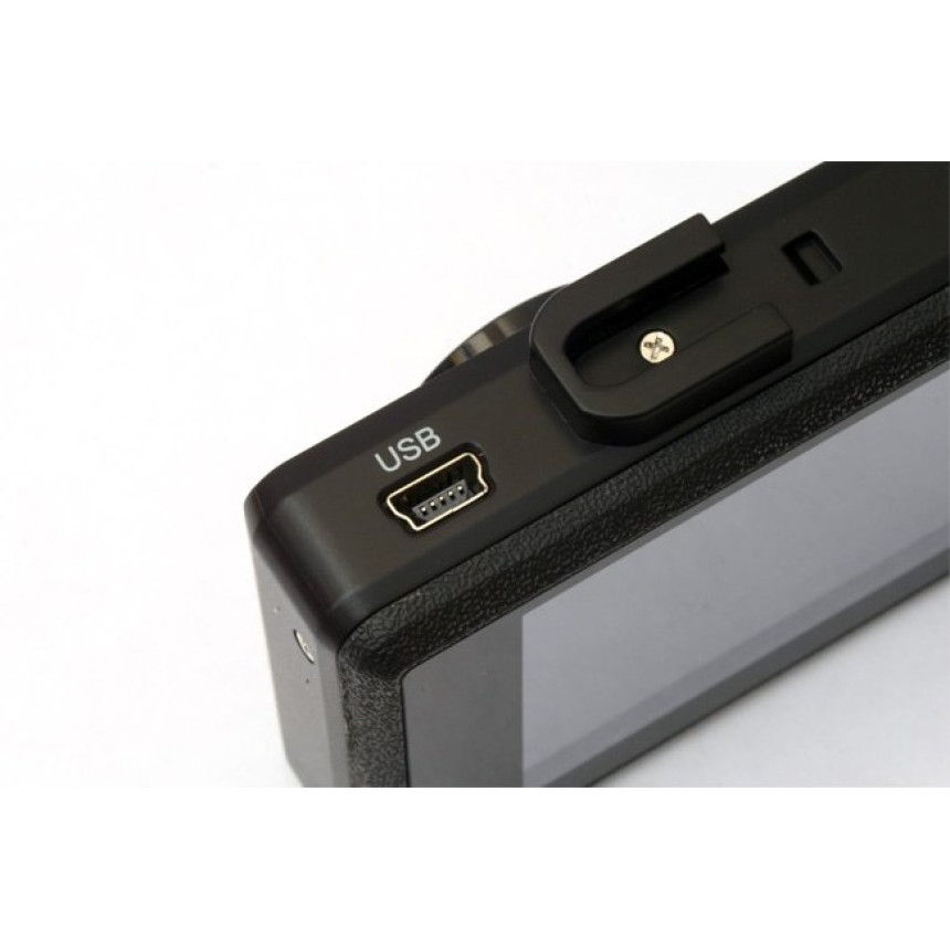 Відеореєстратор GENIUS DVR-565